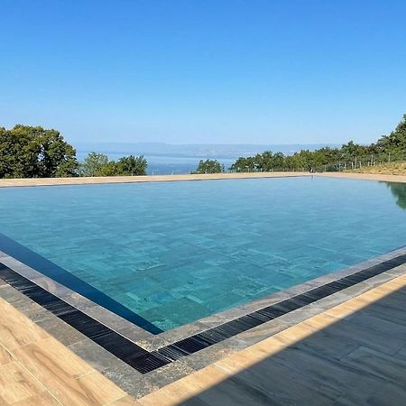 Les Terrasses De Lavaux 1 - Appartement De Luxe Avec Vue Panoramique Et Piscine Puidoux Екстериор снимка